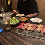 個室居酒屋 肉寿司食べ放題 まいた - 