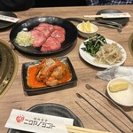 焼肉食堂 ニクヤノシゴト - 