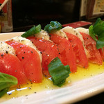 神市 - 高山モッツァレラのカプレーゼ