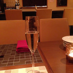 テラ マッティーナ - ヴーヴクリコを飲みながら、お友達を待ちます♬