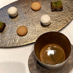 レストラン リューズ - ミニャルディーズ