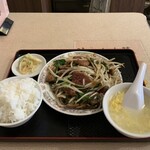 Shinrakuen - 定食のレバニラ炒め。杏仁豆腐は後からの提供で、写真に収められず('24/05/03)