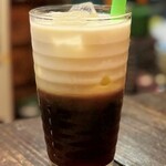 アジャム - タピオカ黒みつミルクティー