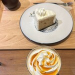 GINZA CAFE - 紅茶のシフォンケーキ・アメリカーノ・キャラメルエスプレッソスムージー