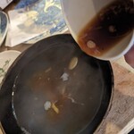 浅見製麺所 - つゆを注ぐ