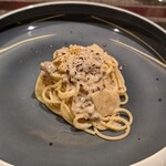 リナシメント - 『宮崎』霧島黒豚ラグー 白子筍 白ワイン 軽いクリームソース山胡椒香り