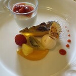 スタジオーネ - 