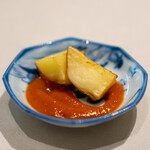 Furai Ya - ポテトフライ、 スペインのブラバスソース