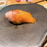 鮨やすぞう。 - 燻製醤油のサーモン