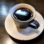 Cafe Hanana - ニューギニアAA　ギガバ農園　ハンドドリップコーヒー＠500円　使用される水は筑波山系の伏流水を使用しているとの事