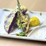 Umukunajiri Tempura (Purple yam mochi tempura)