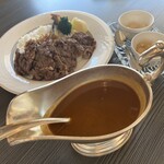 レストランシーサイド - 国産牛ステーキカレー 全景