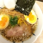 浅草名代らーめん 与ろゐ屋 - 双子の玉子が珍しいですね◎＾＾幸運がくるとかこないｔか？！笑