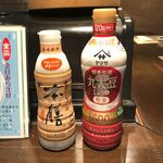 鮪蔵 - 左が銚子生まれの「ヒゲタ醤油」