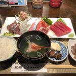 鮪蔵 - まずは天ぷら以外が到着