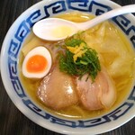 麺屋 漣華 - 料理写真:鶏とあごのWスープ（塩）