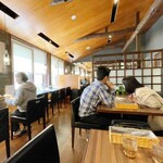 和牛 三国家 - 店舗内観