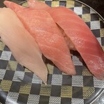 回し寿司 活 活美登利 - トロトロ三つ盛り