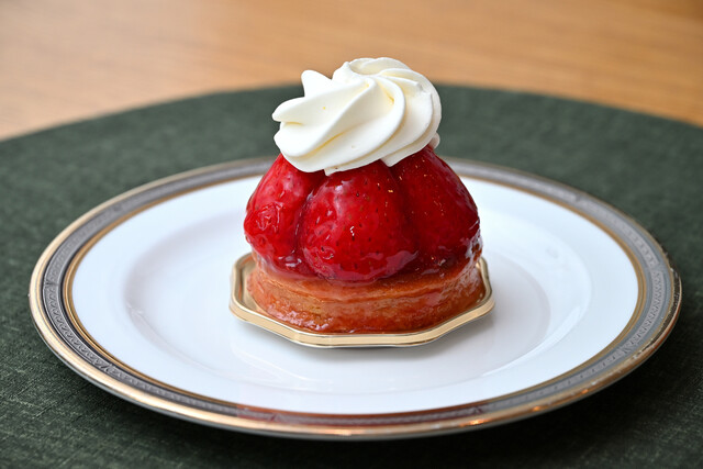 French Gashi Patissier Chocolatier Inamura Shozo, Tokyo, Japan