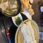 Udon Ya Kazu - 肉汁うどん冷並