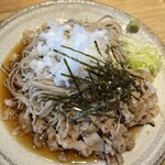 中村麺兵衛 - おろしと肉の蕎麦