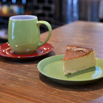 コフィノワ - 本日のコーヒー(蔵前ブレンド)＠税込600円、自家製チーズケーキ＠税込680円