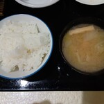 料亭雲静庵 - 夕食ビュッフェ（宮城県産米、キャベツとお揚げの味噌汁）