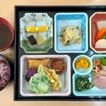 Yubujima Resutoran - 幕の内弁当 アカバナ