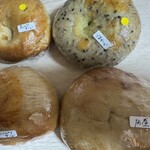 橙 - ¥300〜¥400くらい　角煮を早く食べたい！