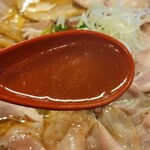 麺や 紡 - スープ