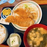 市場食堂 よし - 