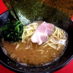 横浜家系らーめん ぼうそう家 - ラーメン(並)硬め！(2014,02/23)