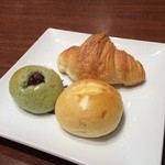 ピアサピド - クロワッサン、よもぎ、マヨパン⁇