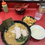 ラーメン 杉田家 - 