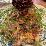 料理・ワイン イバラキ - “馬肉と焼き茄子のタルタル”。高タンパク低脂肪、臭みなど一切無し。牛肉より味わい優れているかも。