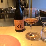 テアトロ ディ マッサ - めっっっっっちゃ美味しかったフランチャコルタのオレンジワイン。木蓮みたいなシルキーで華やかな花の香りみたいな感じがしました！