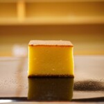日本橋蛎殻町 すぎた - ◇玉子 スフレのようにふんわりと、甘みと端のほろ苦さがスイーツのように引き立てる上品な玉子焼き。