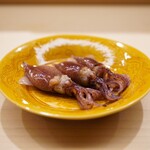 日本橋蛎殻町 すぎた - ◆ホタルイカ 味噌漬け プリッと大ぶりな身に圧をかけると香りが広がり、味噌のコク旨でお酒を誘う！ 余韻の長さを流すようにお酒を二口運ばせる。