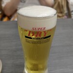 Gyouza No Oushou - 生ビール(中)アサヒスーパードライ￥495