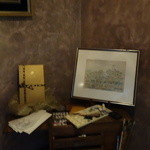 トゥ・ラ・ジョア - 大部屋の入り口は、壁がイタリアの漆喰