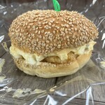 ベーカーアミ - 自家製タルタルのFish Burger