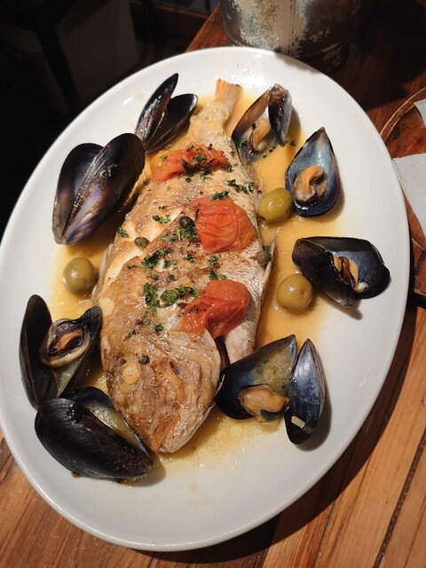 Jiyugaoka Jikadashi Wine Cellar Jigyo Bu