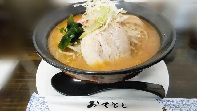 三春商店 - 勇払（ラーメン）の写真