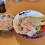 焼津ぶしうどん しょうた - 料理写真: