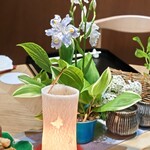 御料理 良所 - シャガと大根の灯籠