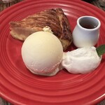 GRANNY SMITH  APPLE PIE & COFFEE - 