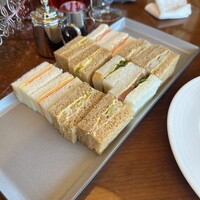 グリロジー バー＆グリル - 