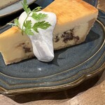 トトル - チーズケーキ〝ラムレーズン〟