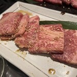 Sumibi Yakiniku Gyuurakuen - 