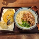 Kagawa Ippuku - 野菜天、半熟玉子天、肉うどん